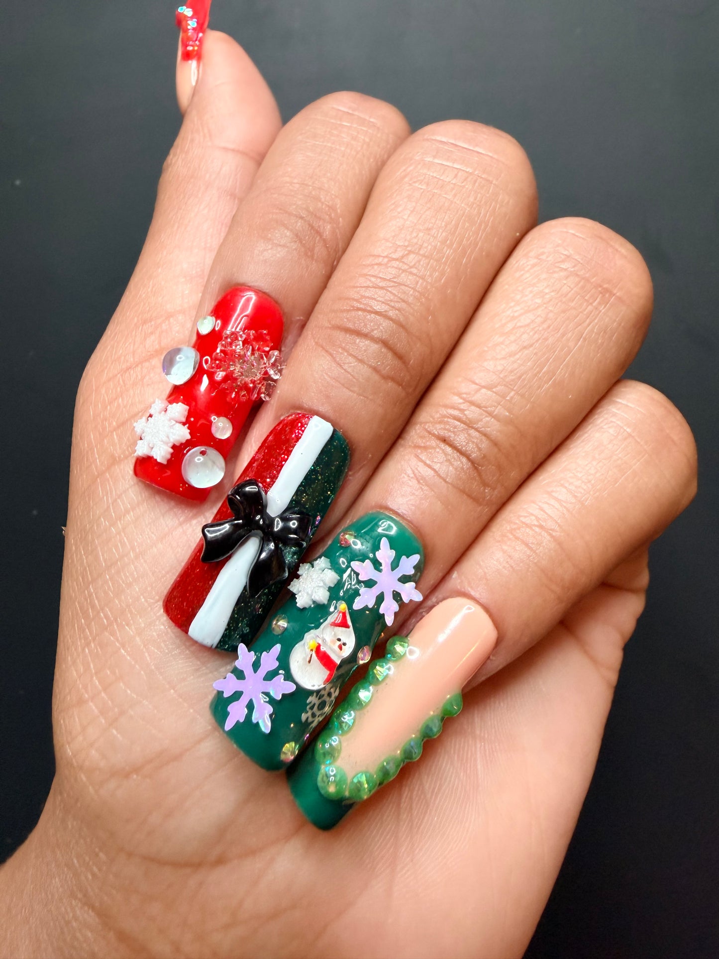 Noelle’s Gift | Long Christmas Luxury Press On Nail Set