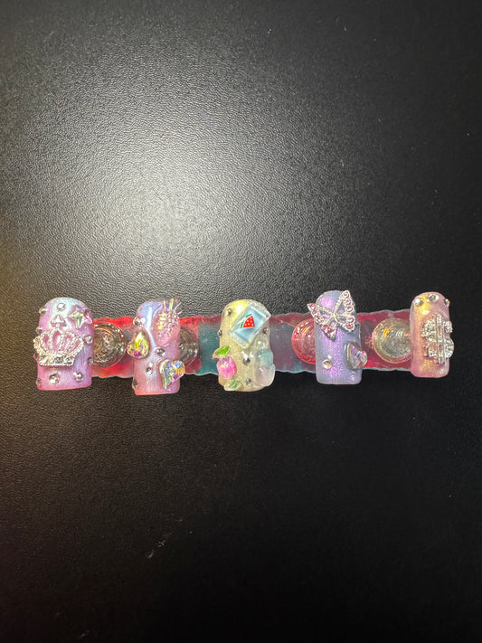 Divine Essence | Short Luxury Press On Nail Set